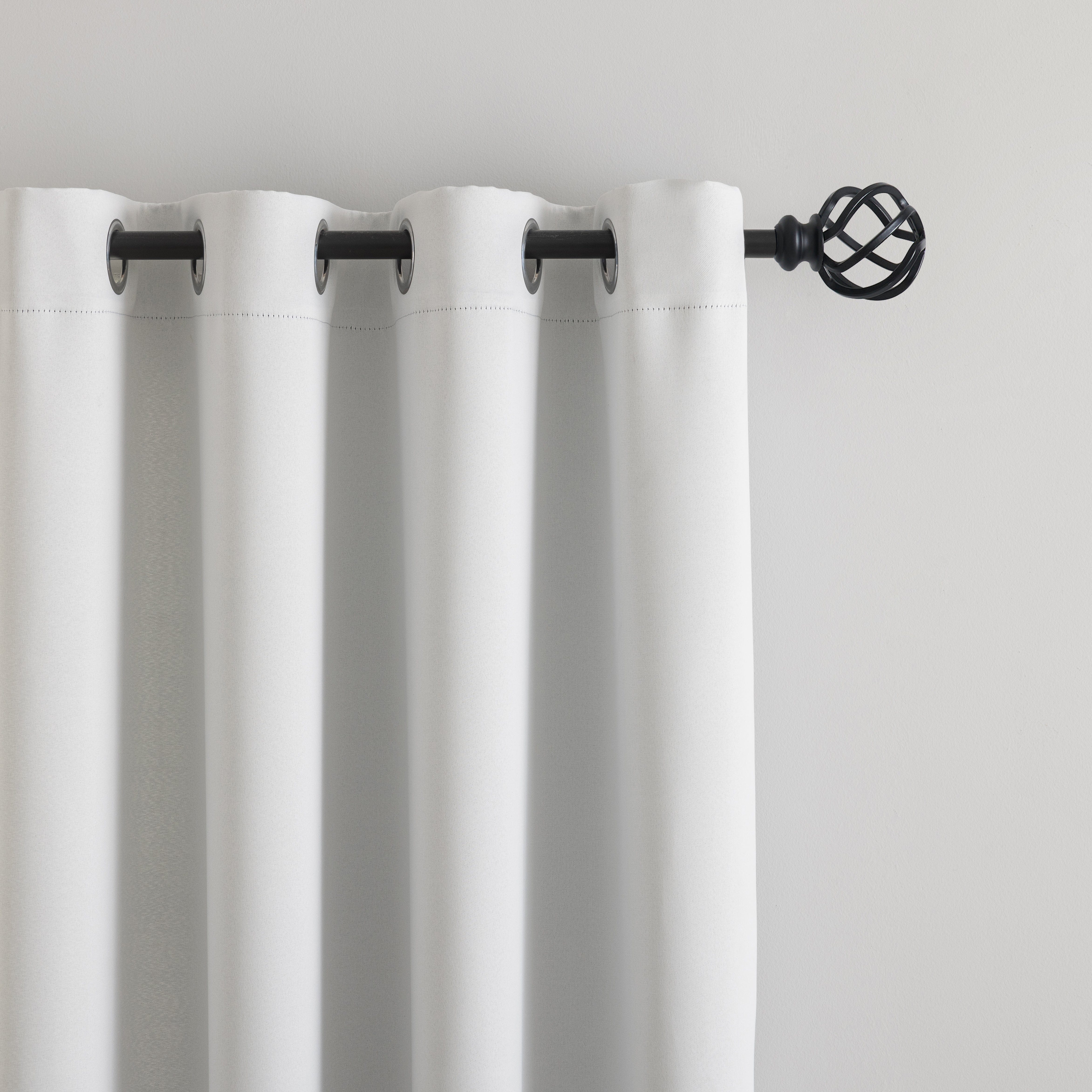 Bellis Plain Set of 4 Curtains - Image 11