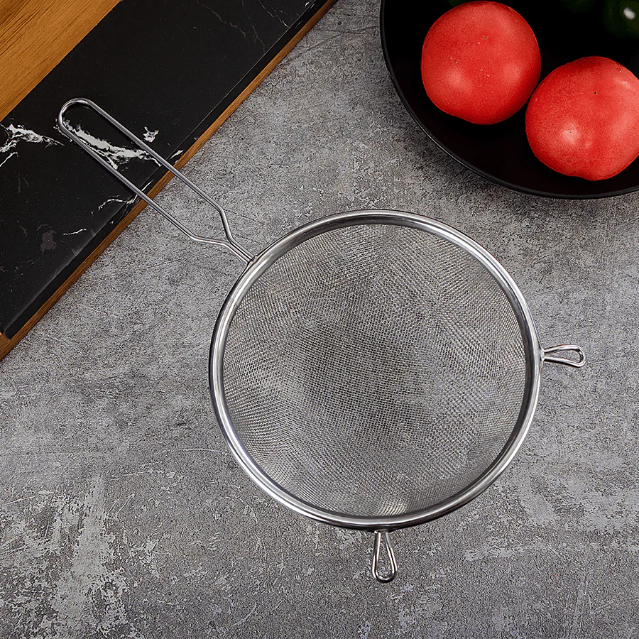Ian Stainless Steel Strainer - Image 4
