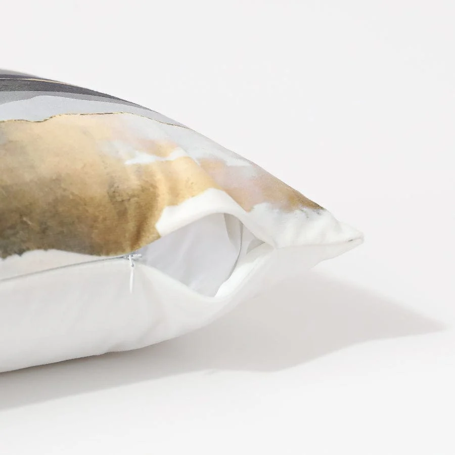 Lumi Mountain Abstract Throw Pillowcase - Image 3