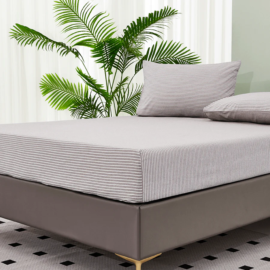Reversible Stripe Khaki Bed in A Bag - Image 4